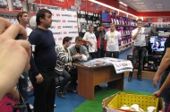 Старт продаж FIFA 11 в Петербурге